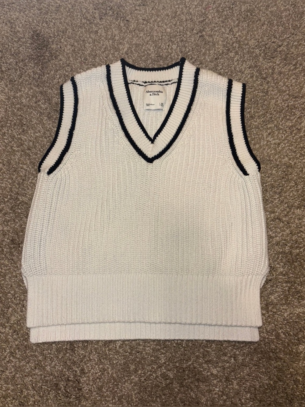 Abercrombie & Fitch Sweater Vest Size XS
